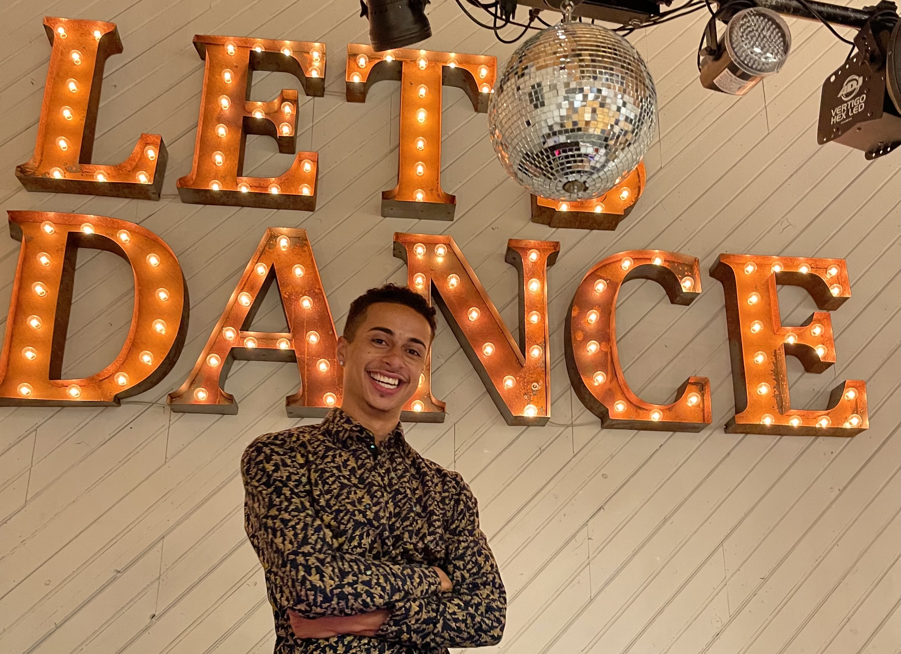 DANCINGIKE